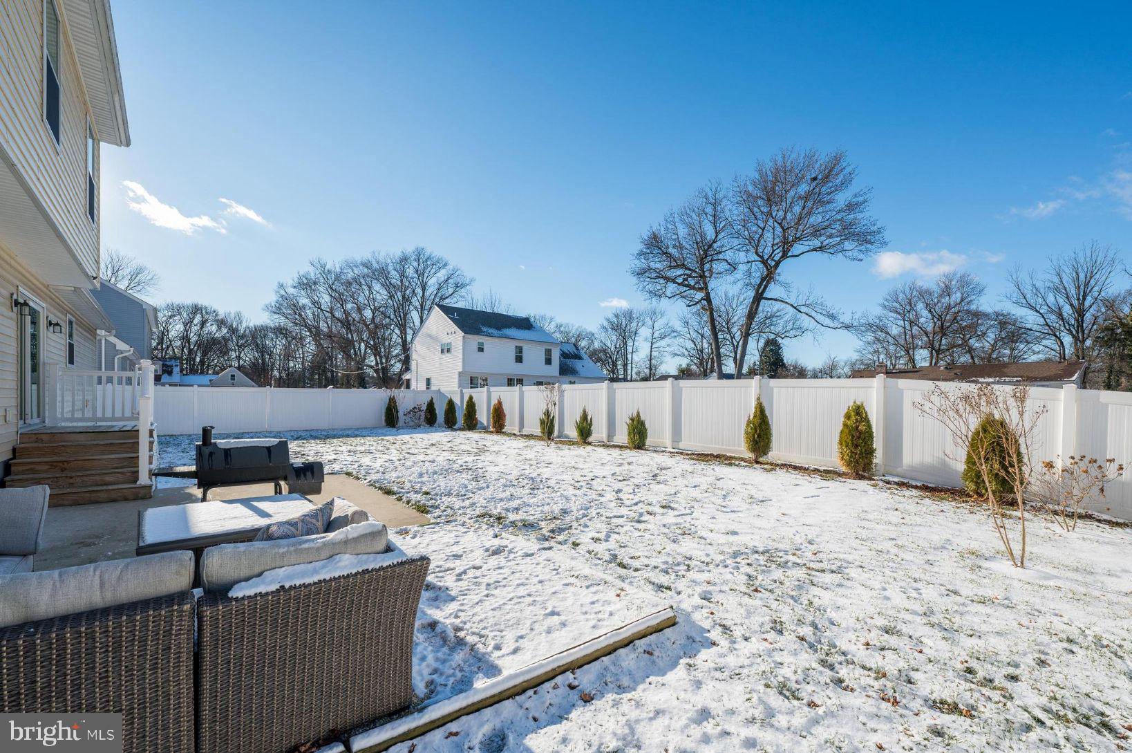 728 BEECHWOOD AVENUE