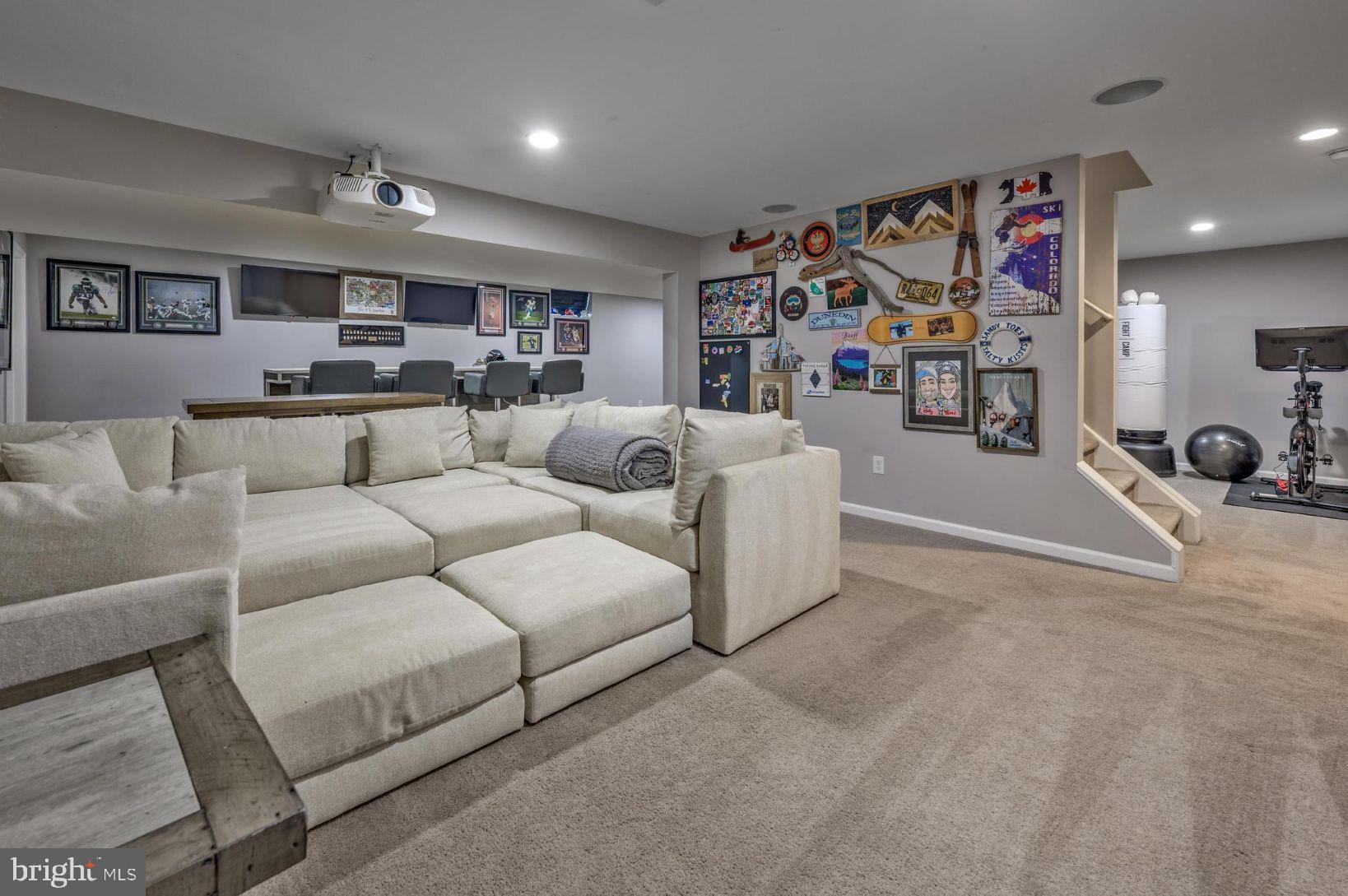 728 BEECHWOOD AVENUE