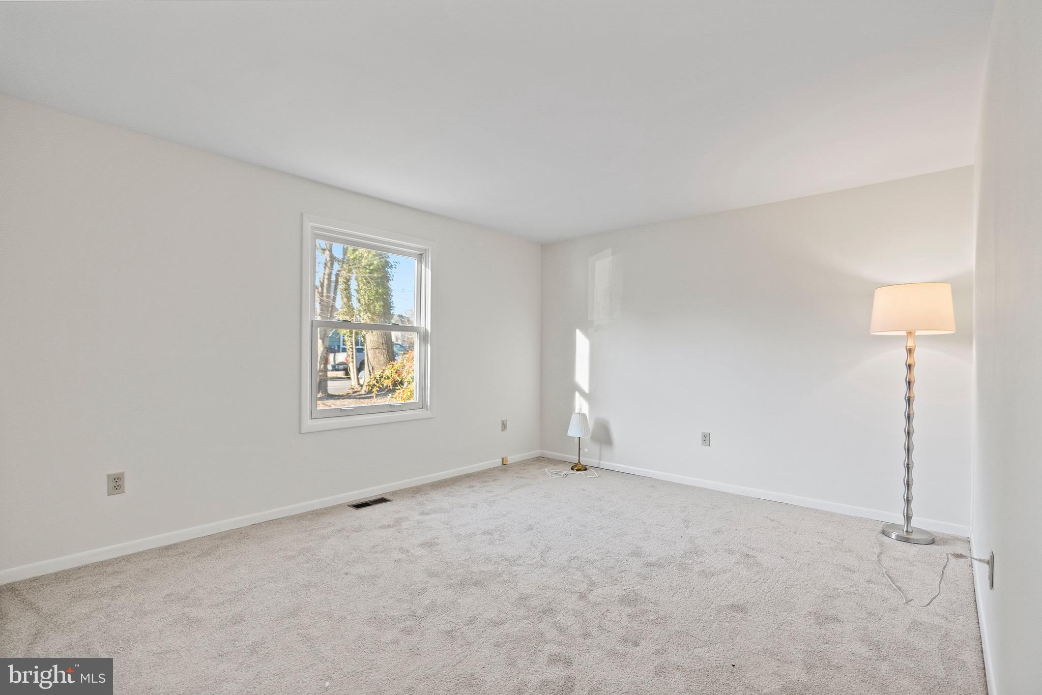611 Glen Ave