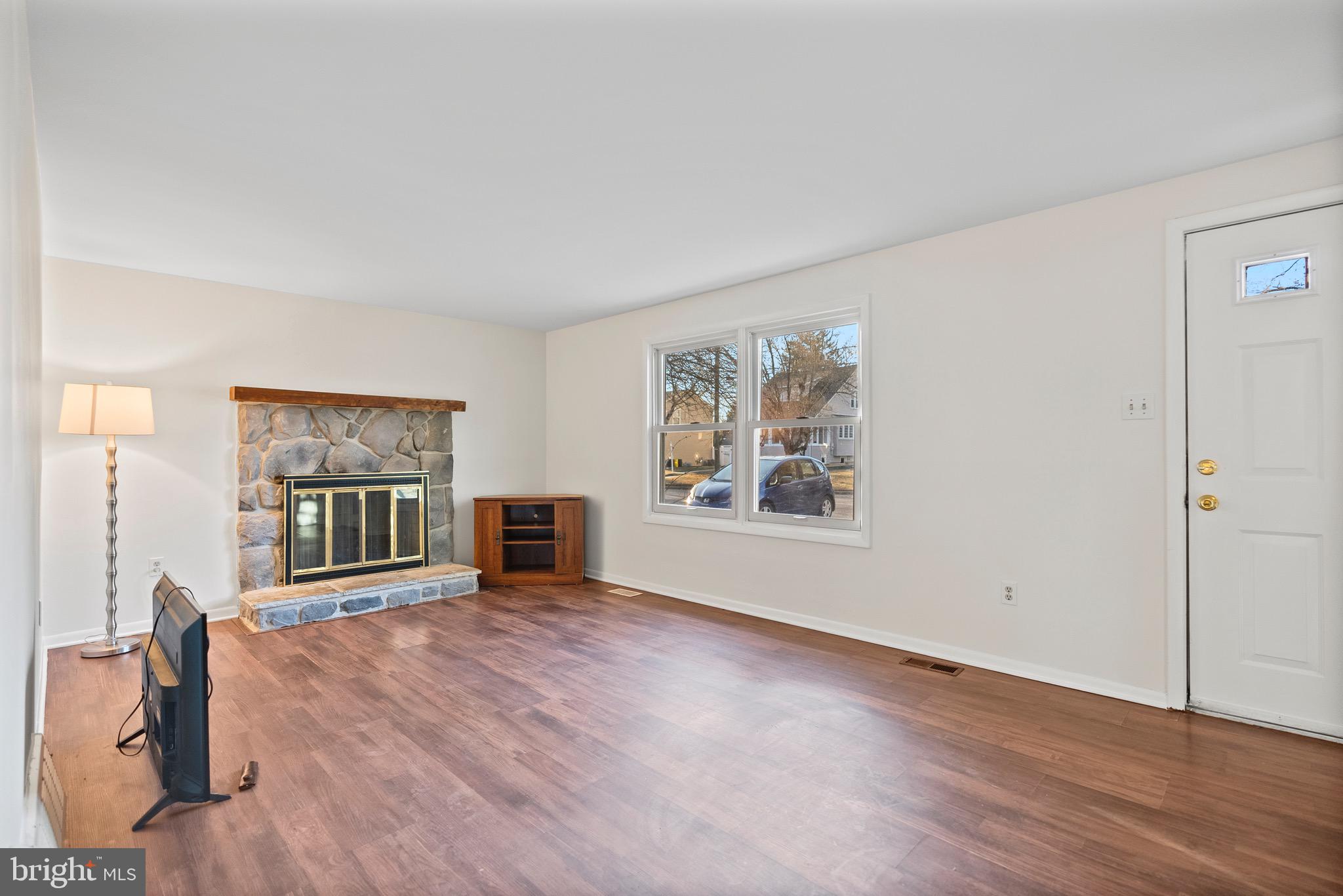 611 Glen Ave