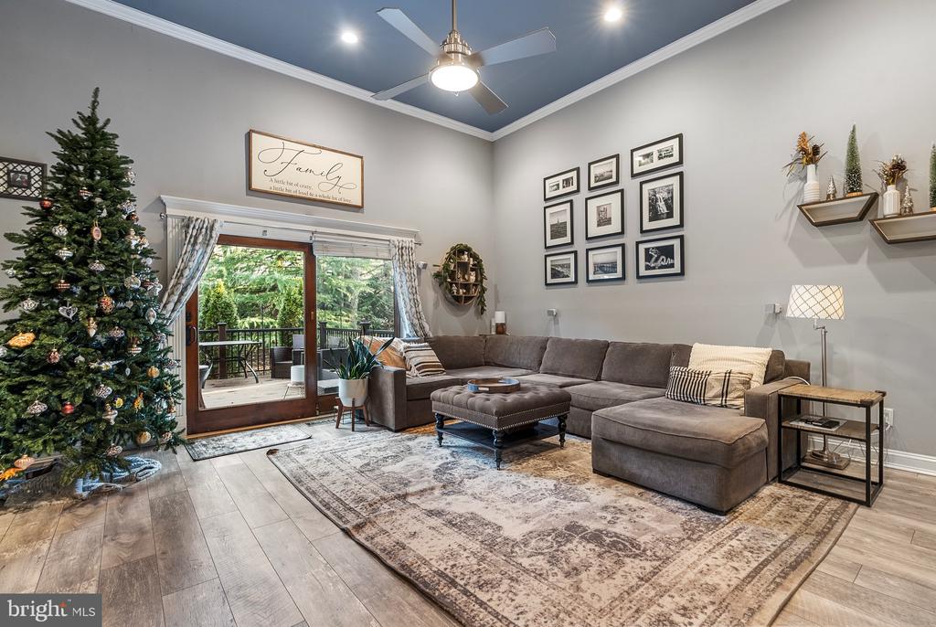 232 KINGS CROFT