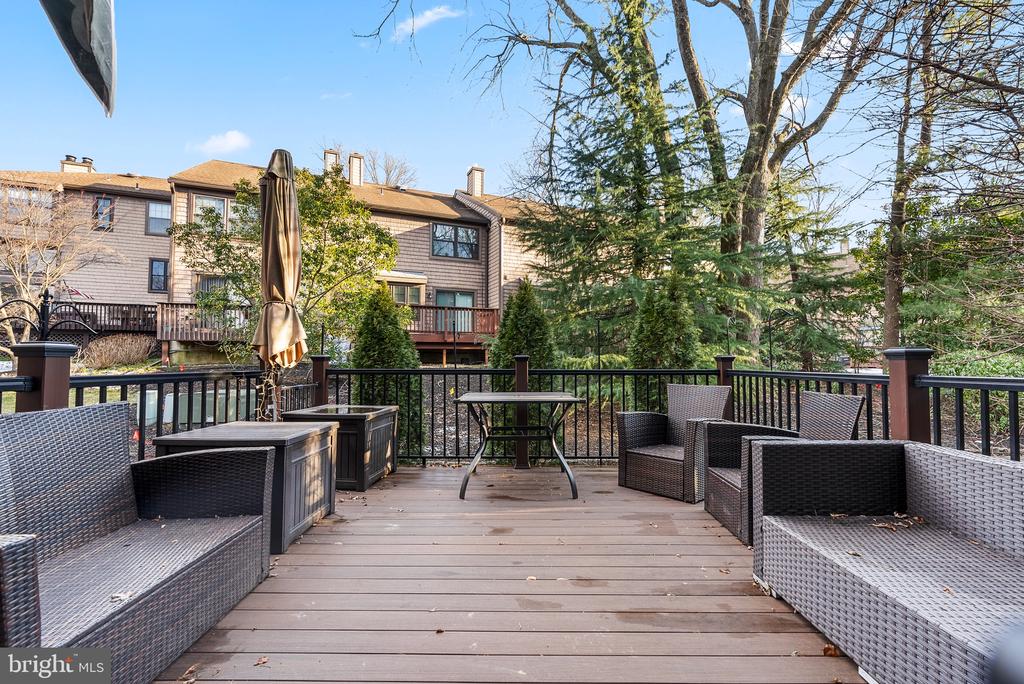 232 KINGS CROFT
