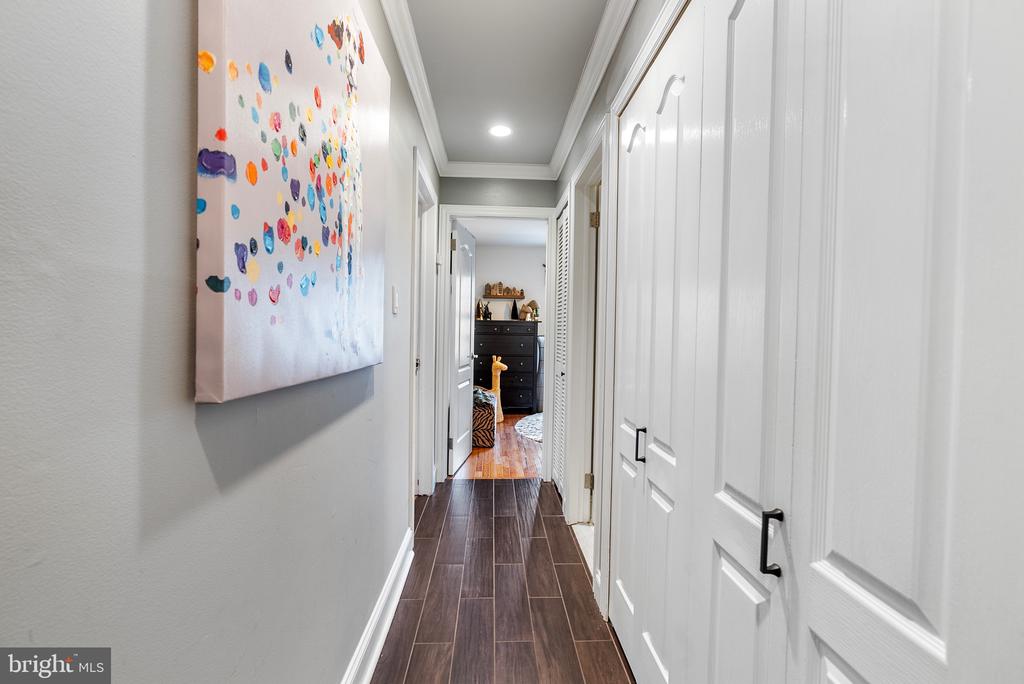 232 KINGS CROFT