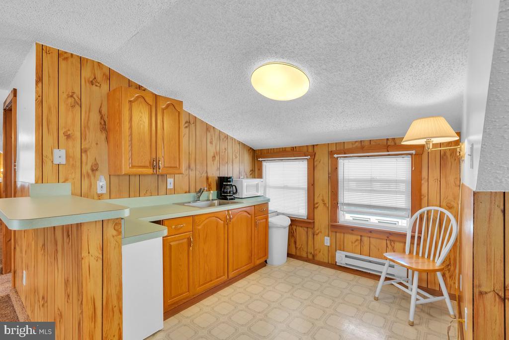 1214 ELM AVENUE