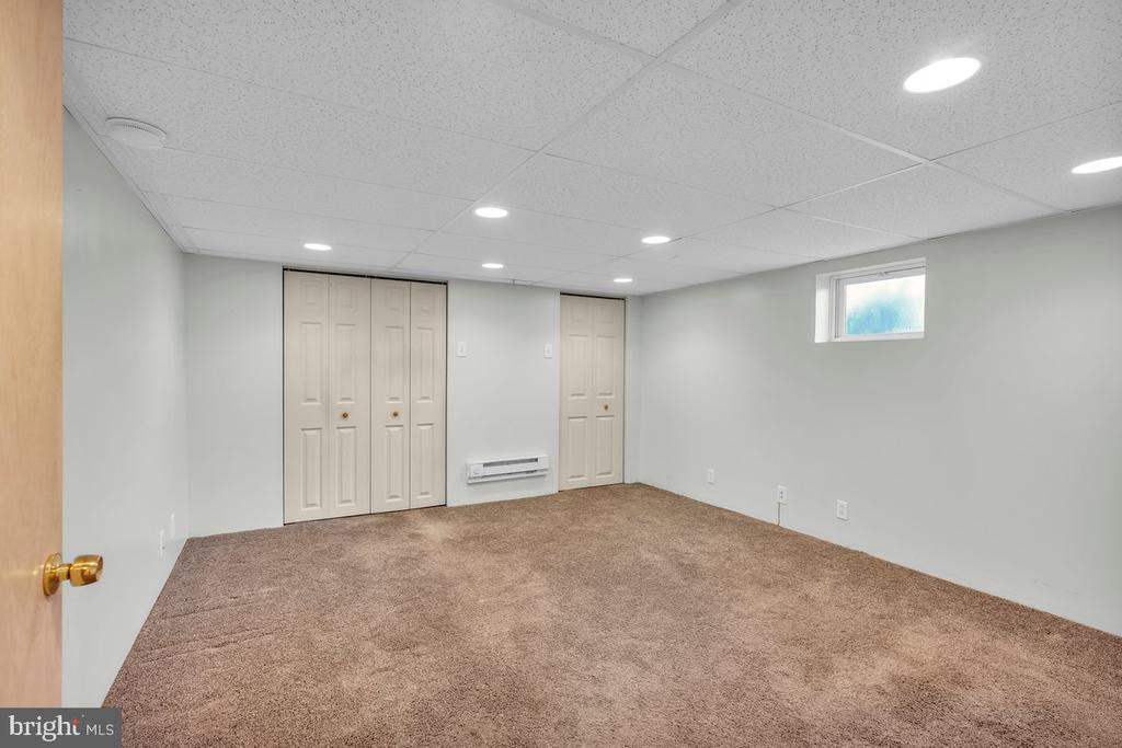 1214 ELM AVENUE