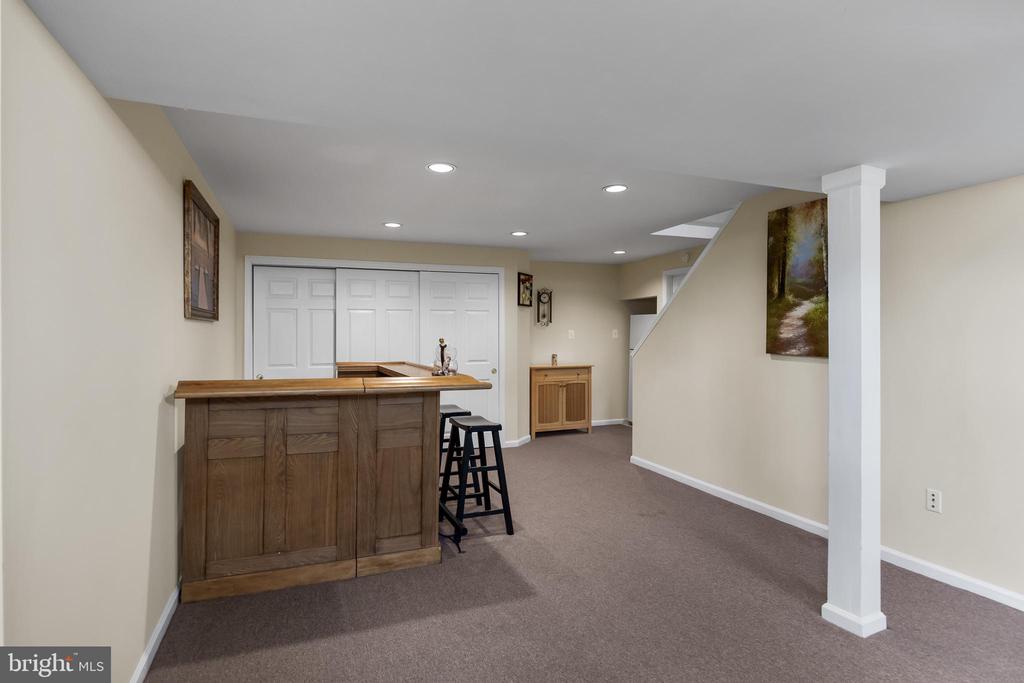 39 Saint Moritz Ln