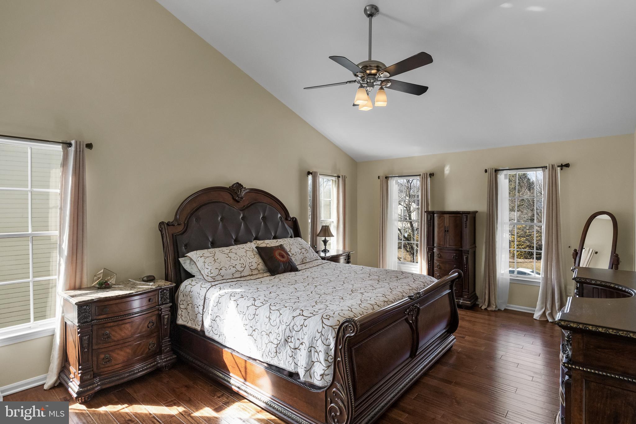 39 Saint Moritz Ln