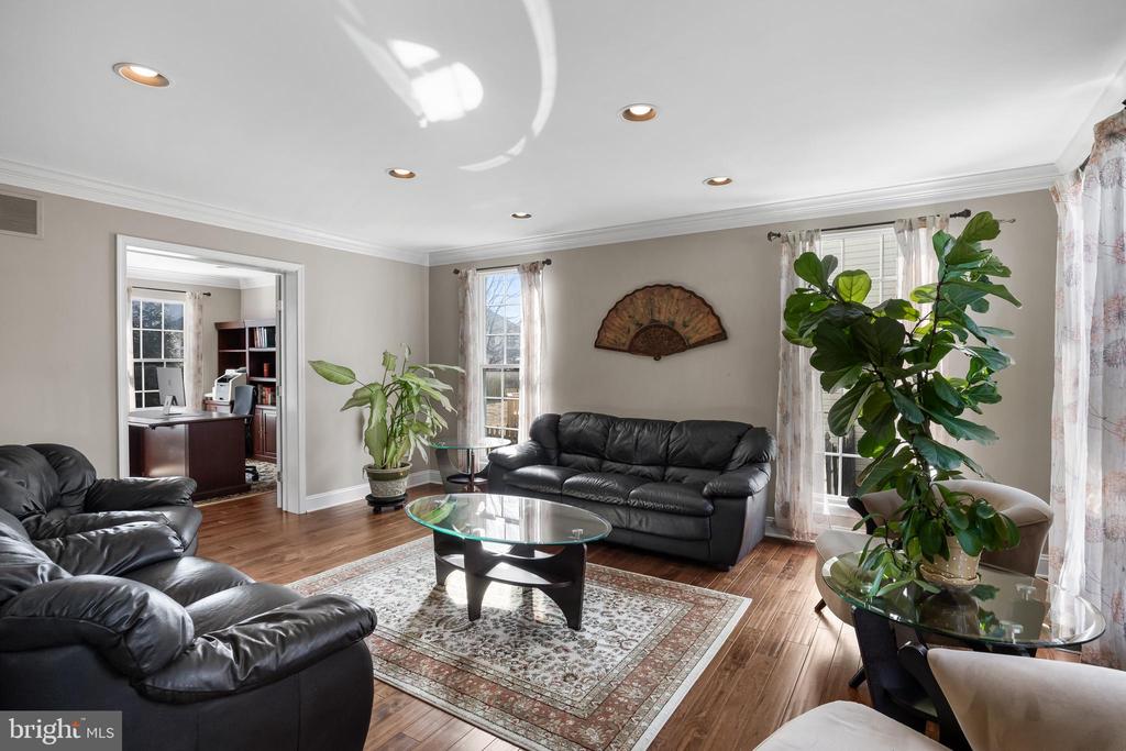 39 Saint Moritz Ln