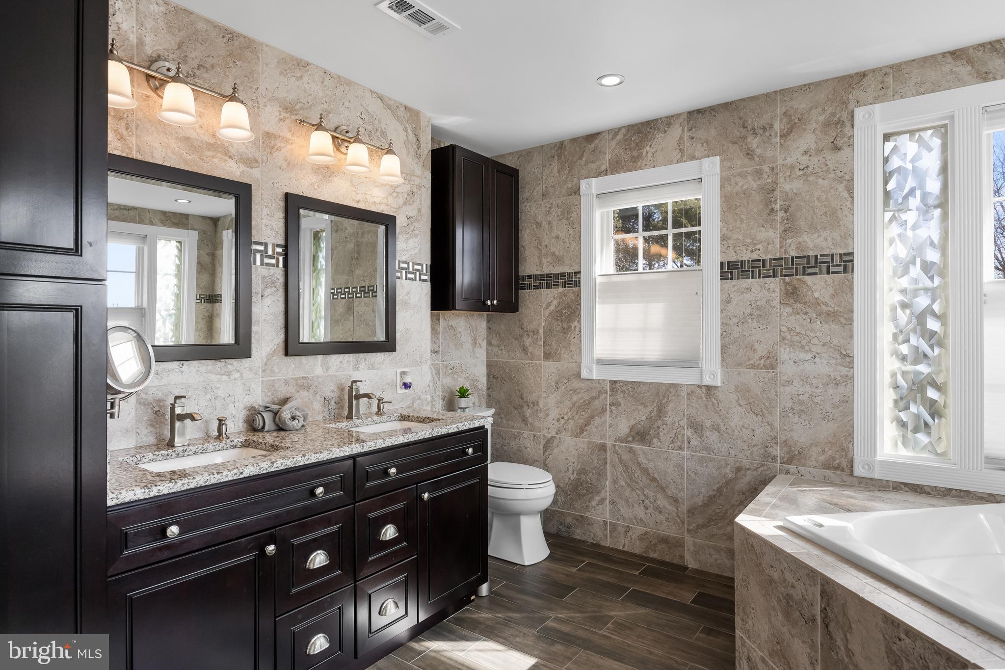 39 Saint Moritz Ln