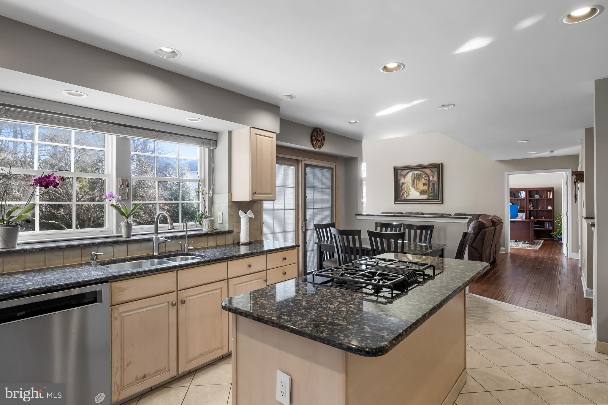 39 Saint Moritz Ln