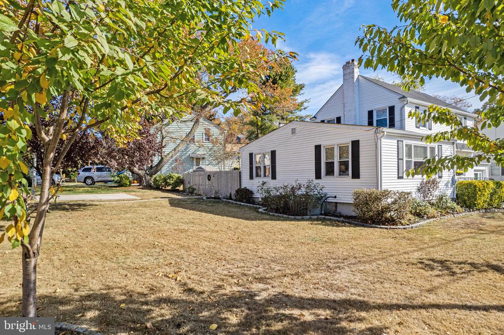 273 HOPKINS ROAD