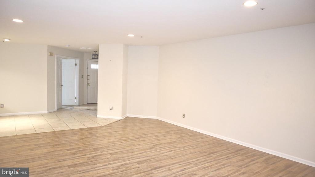3024 MAIN STREET