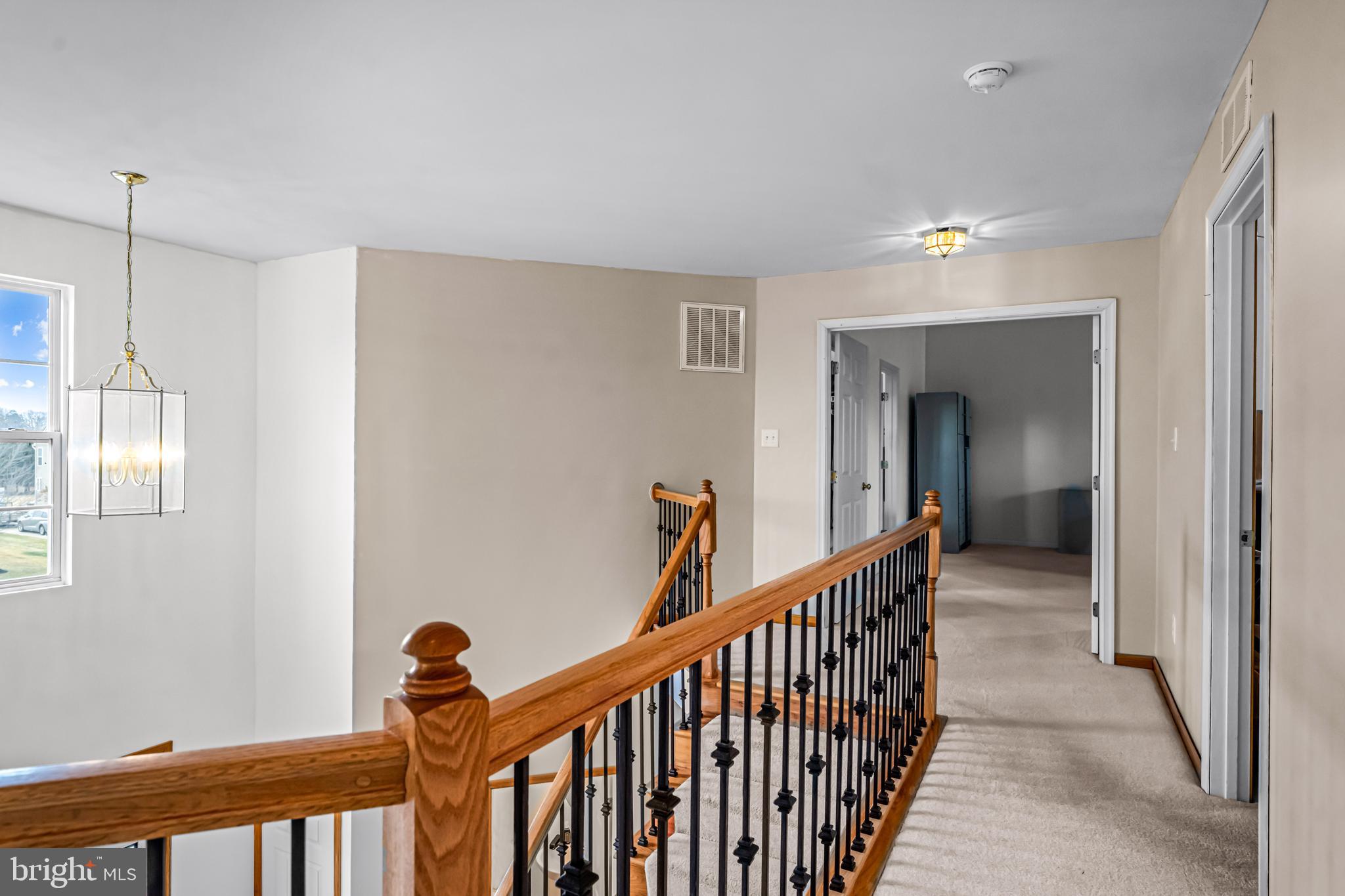 9 Heggan Ln
