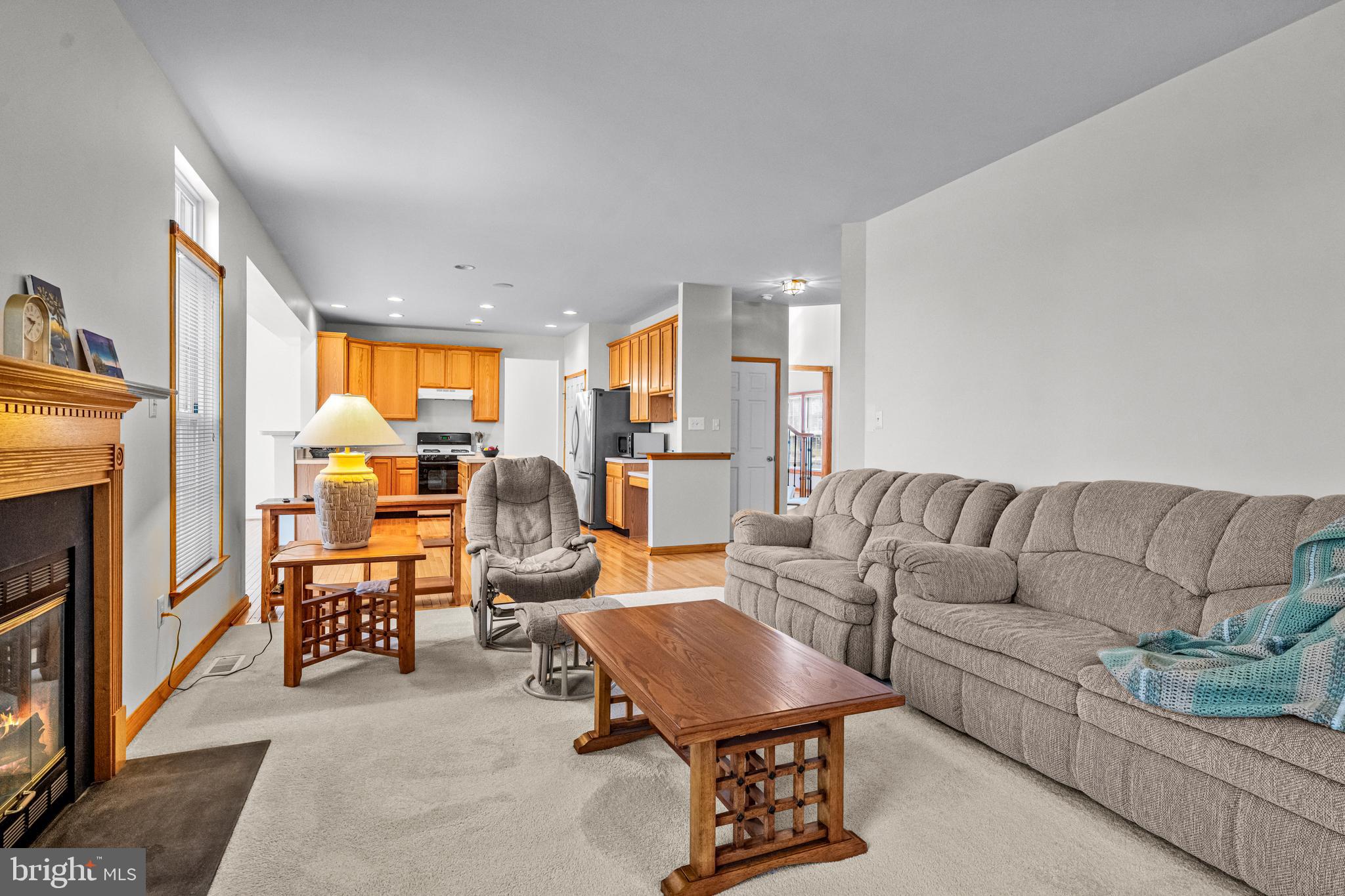 9 Heggan Ln