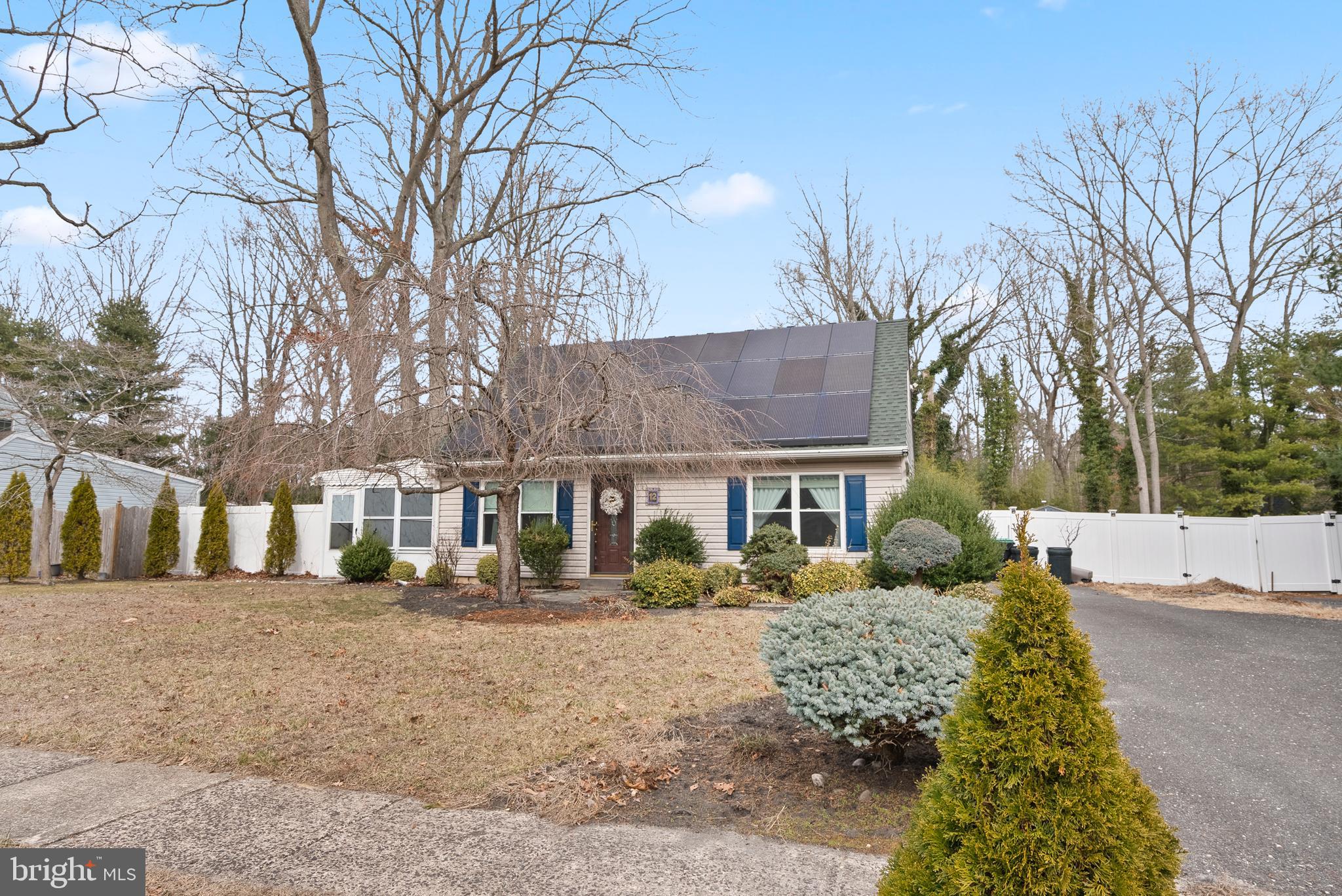 12 Centennial Rd
