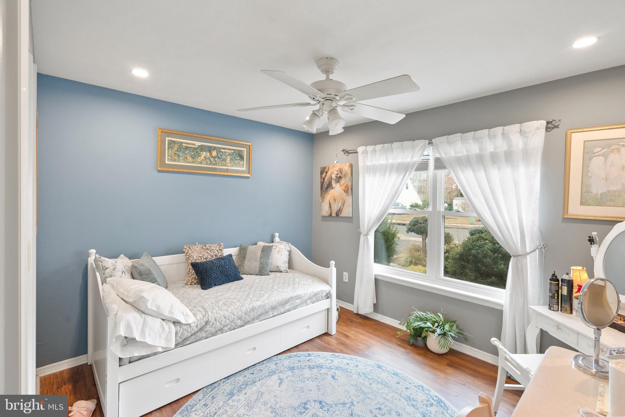 12 Centennial Rd