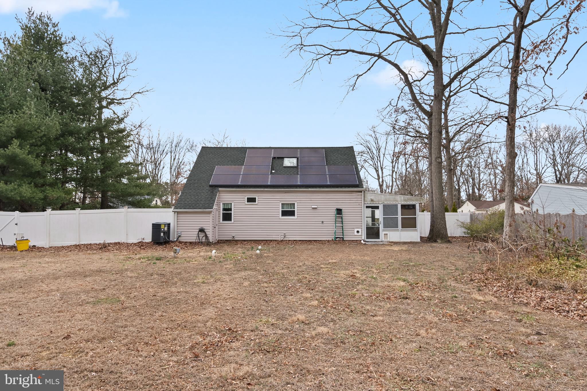 12 Centennial Rd