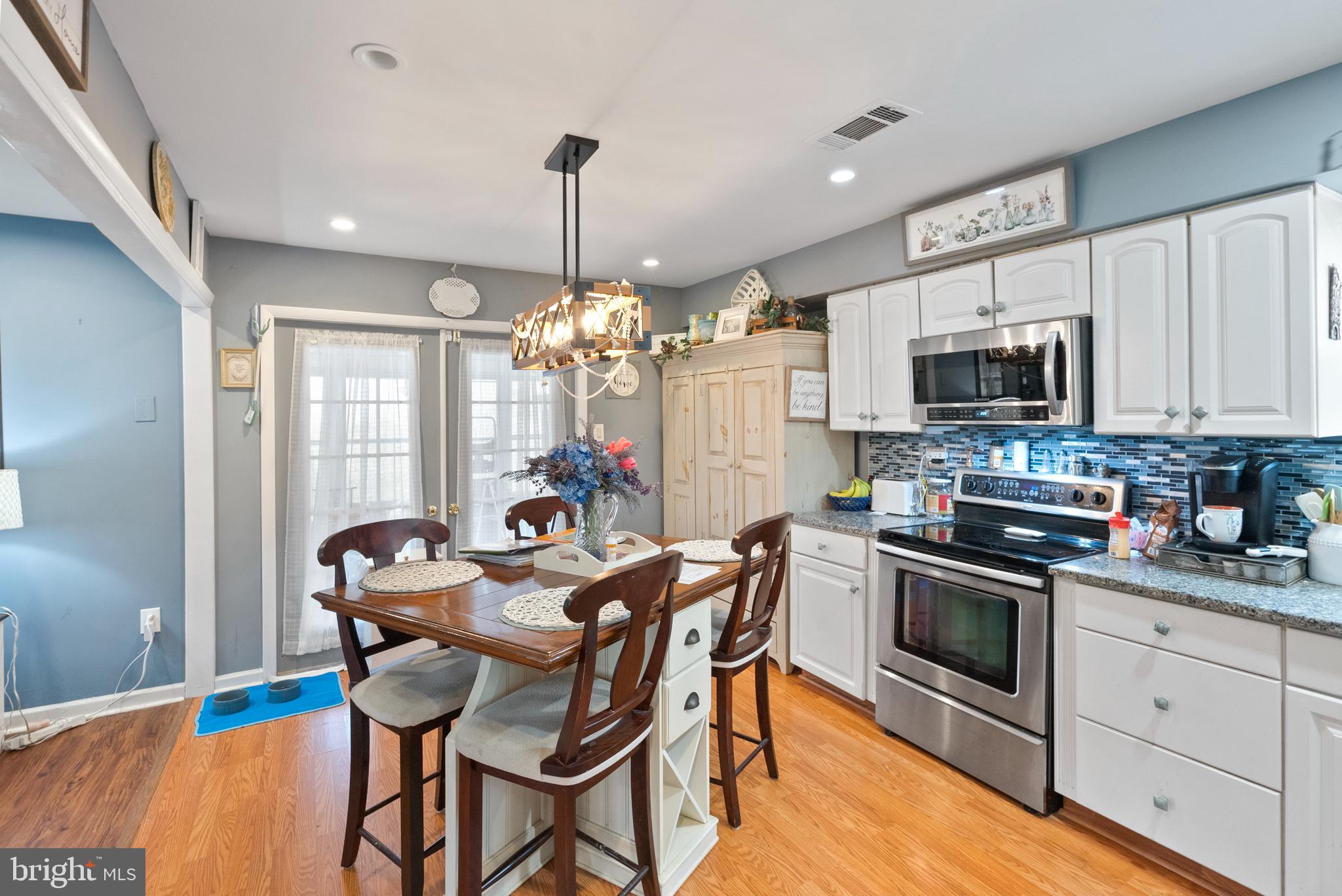12 Centennial Rd