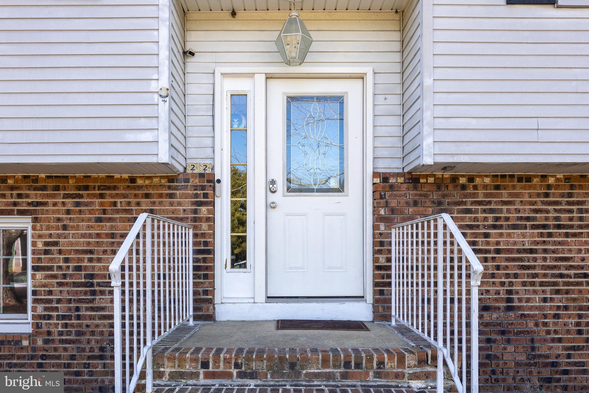 22 Lenore Ct