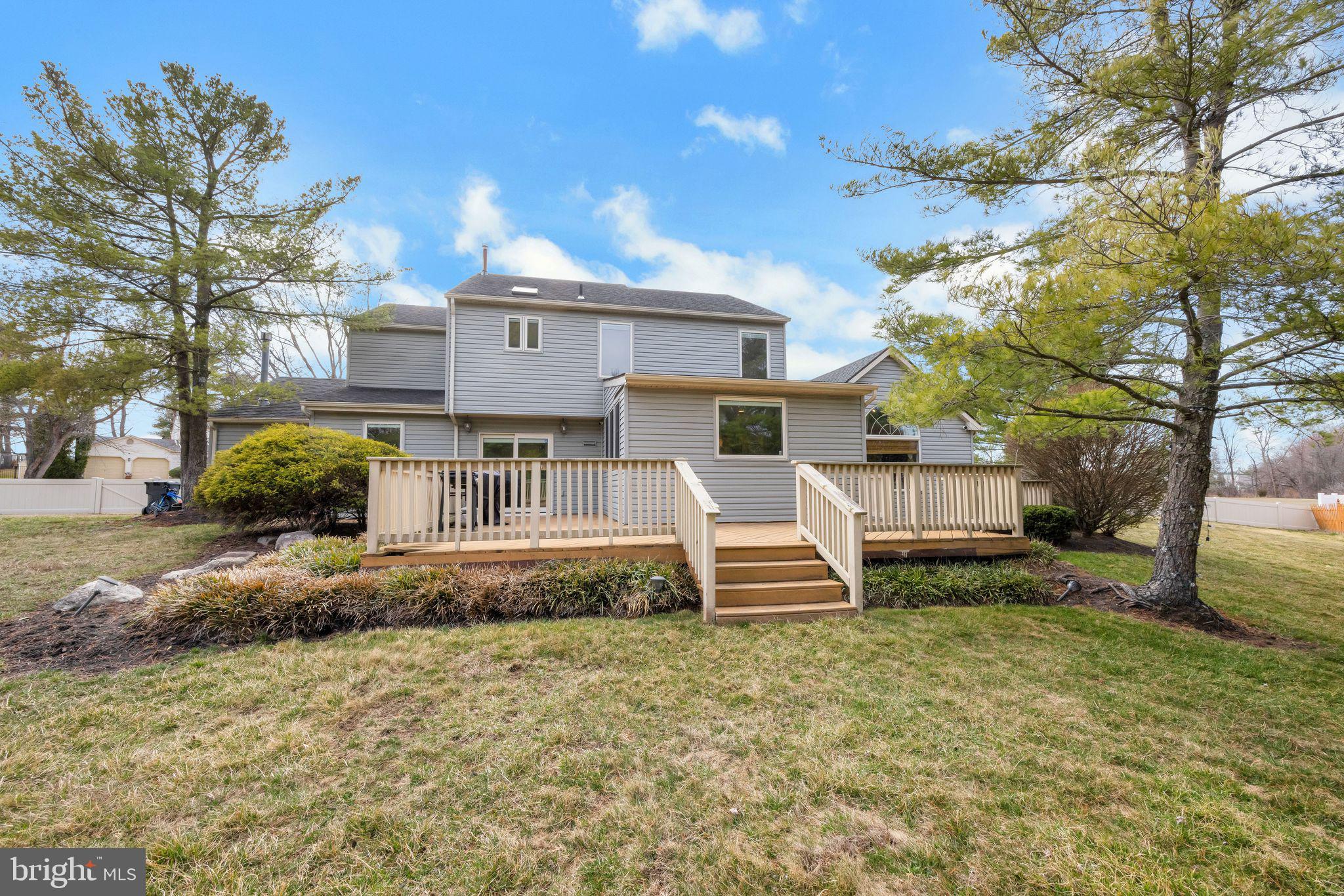 76 WESTMINSTER DRIVE