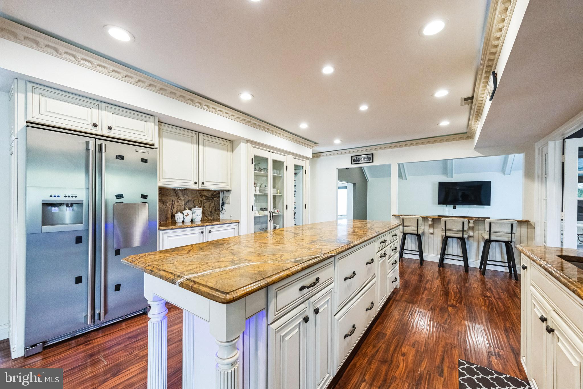 76 WESTMINSTER DRIVE