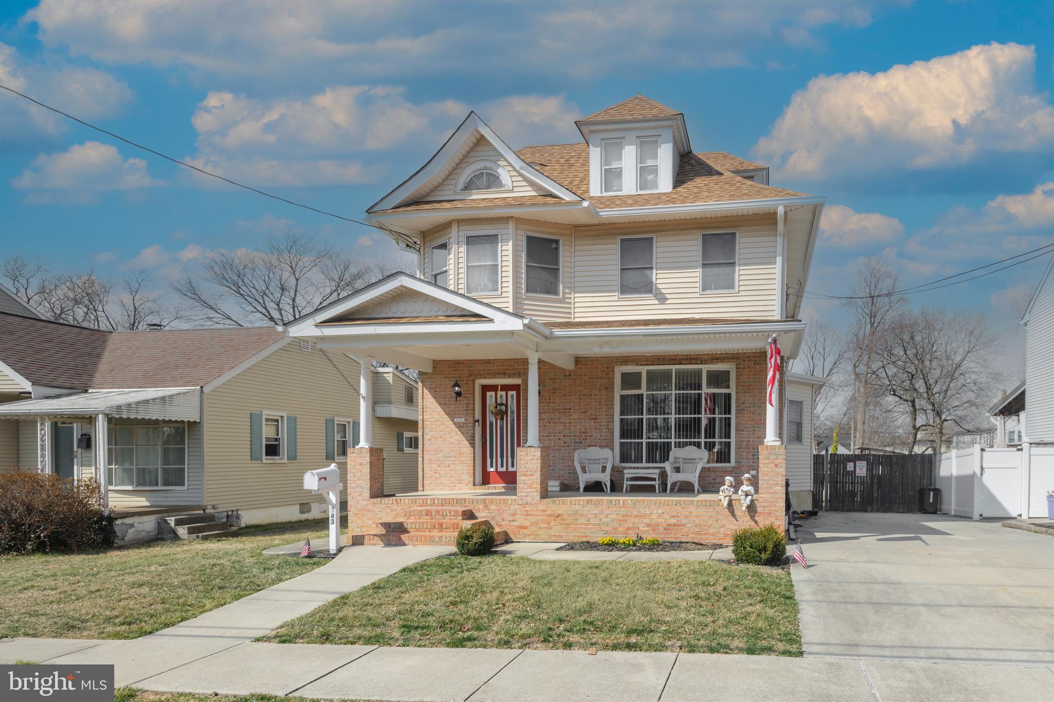 343 W MONROE AVENUE