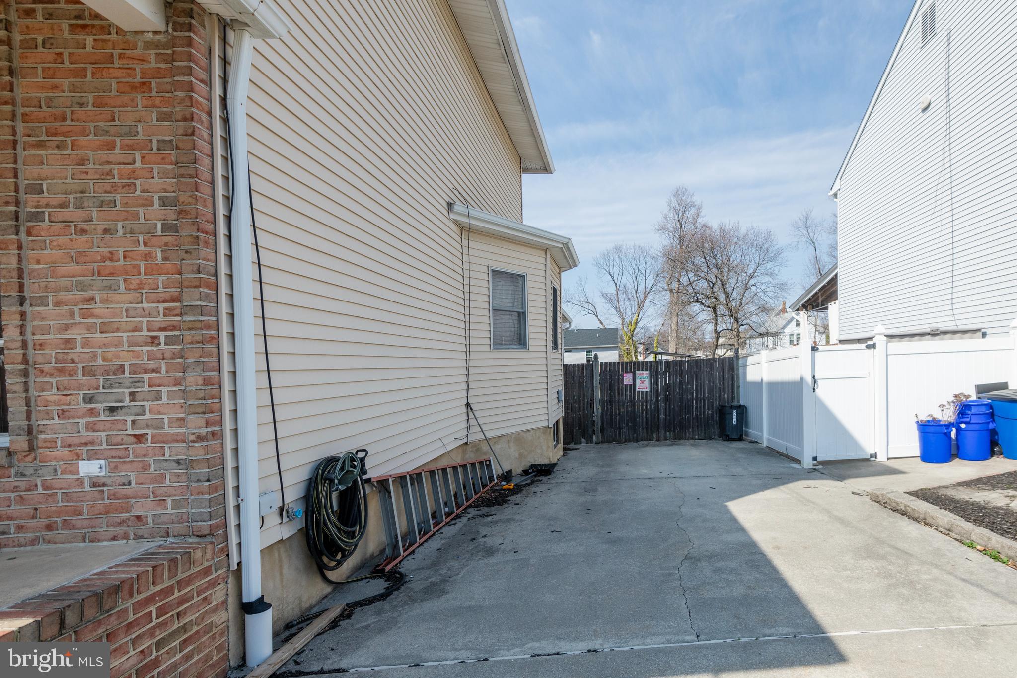 343 W MONROE AVENUE