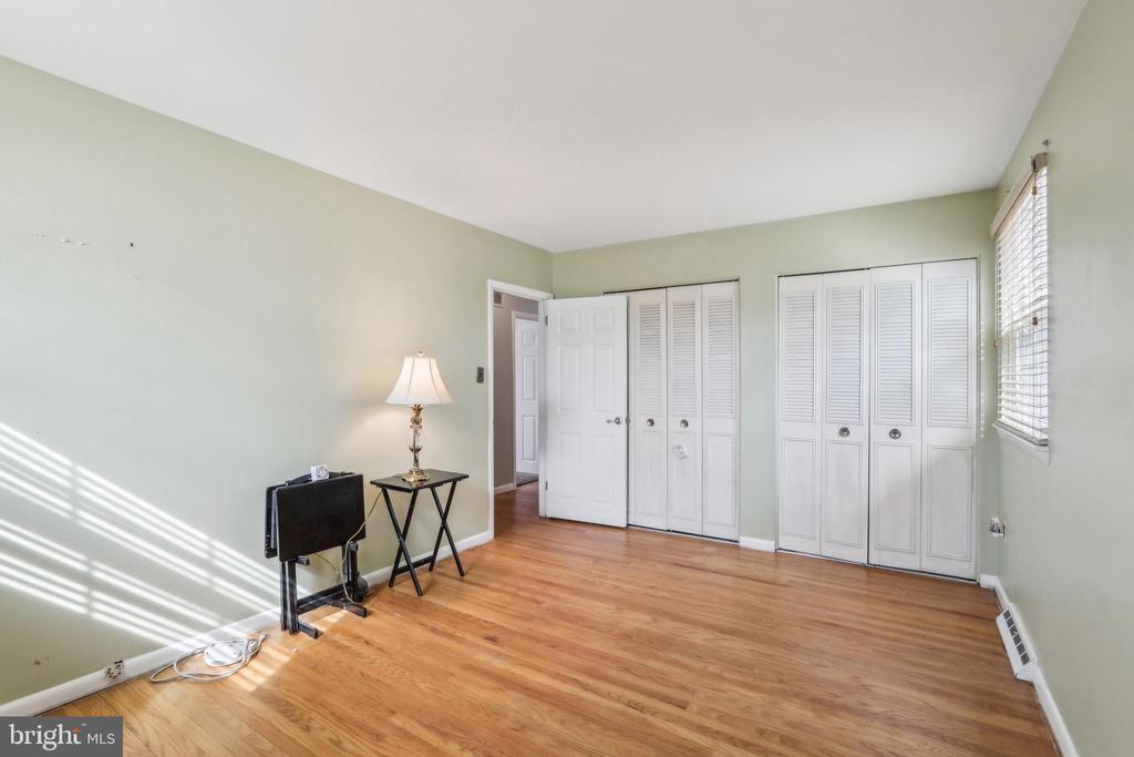 17 SPRINGLANE DRIVE