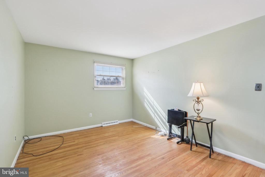 17 SPRINGLANE DRIVE