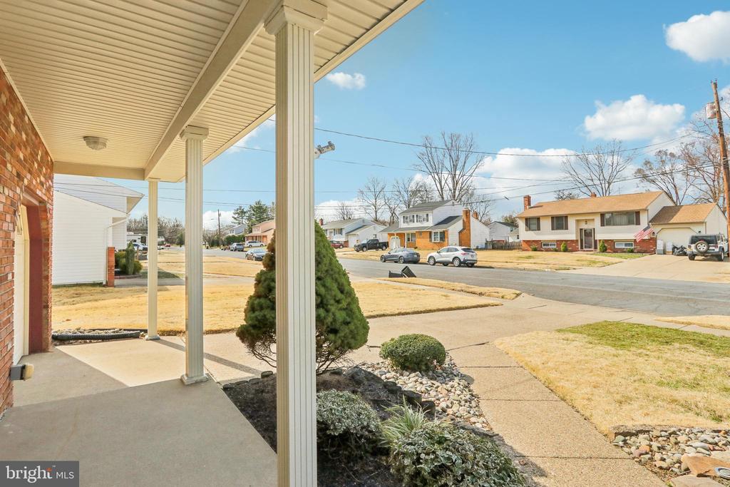 17 SPRINGLANE DRIVE