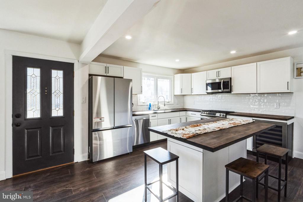 112 SAINT MORITZ DRIVE