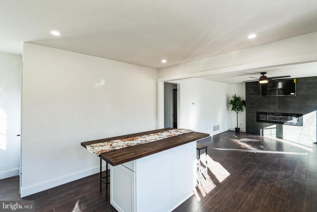112 SAINT MORITZ DRIVE
