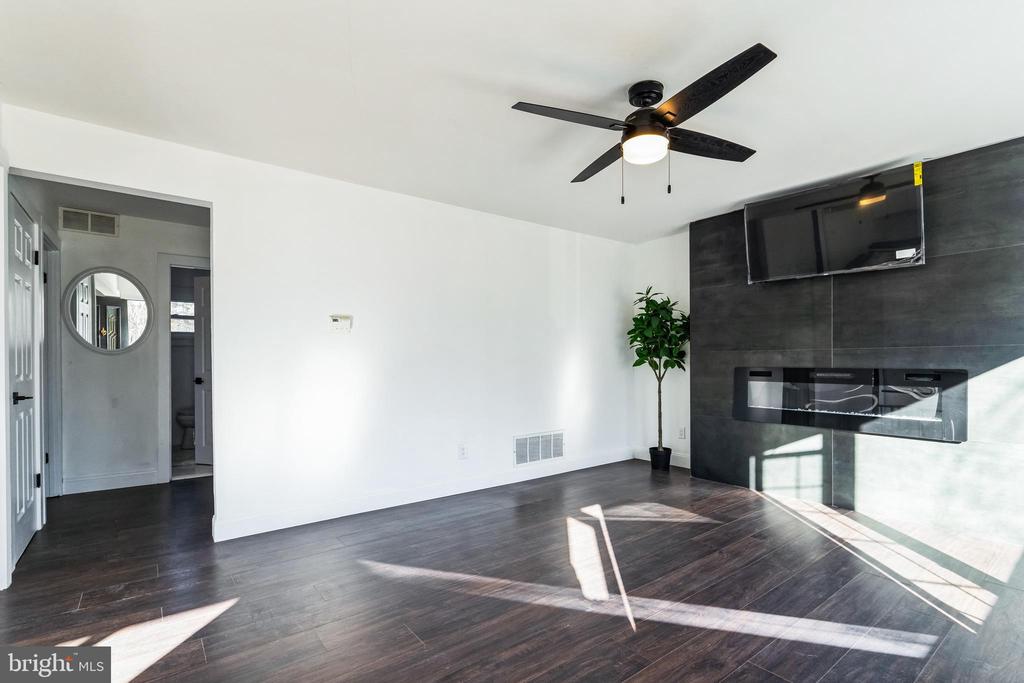 112 SAINT MORITZ DRIVE