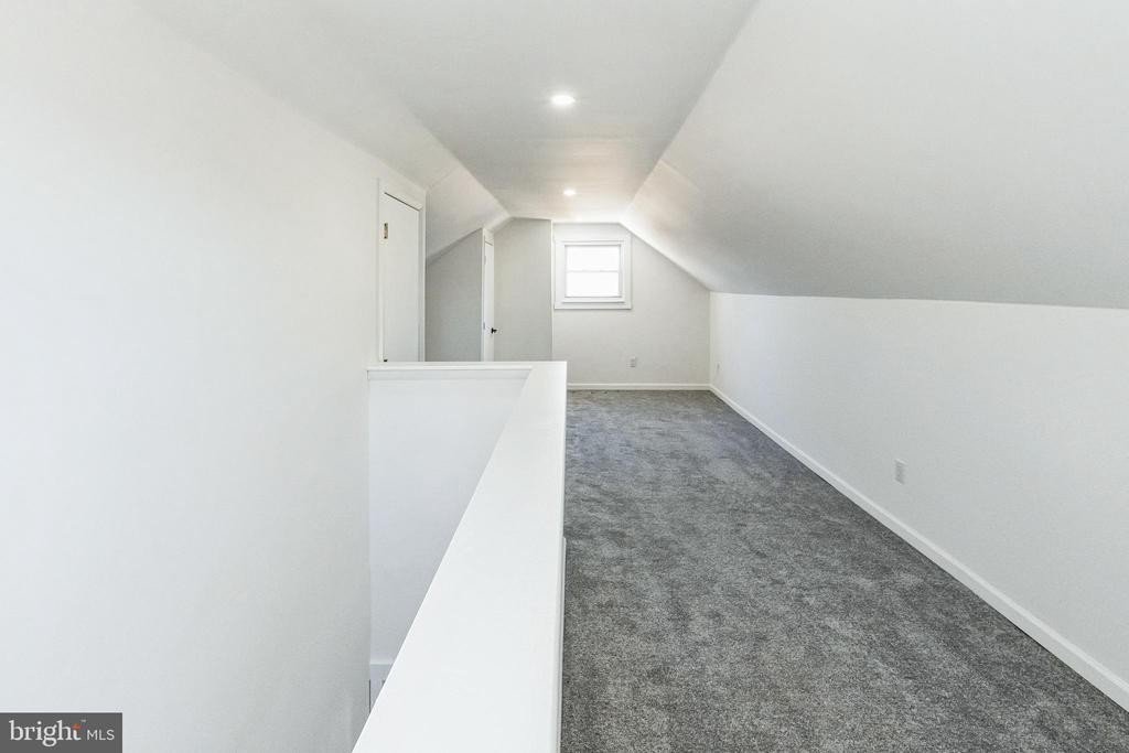 112 SAINT MORITZ DRIVE