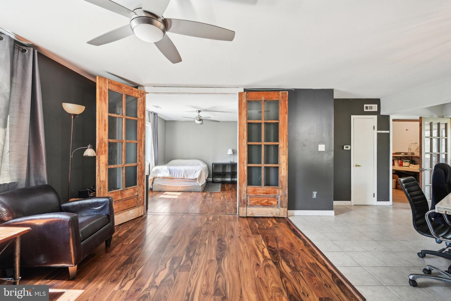 1121 Winding Dr