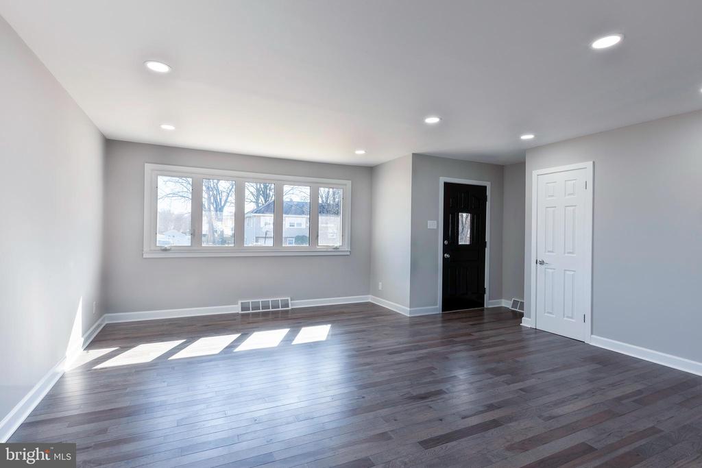 205 SHEFFIELD ROAD
