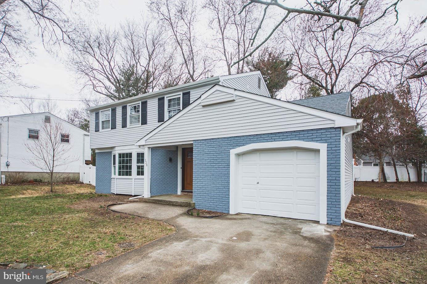 326 ROYAL OAK AVENUE