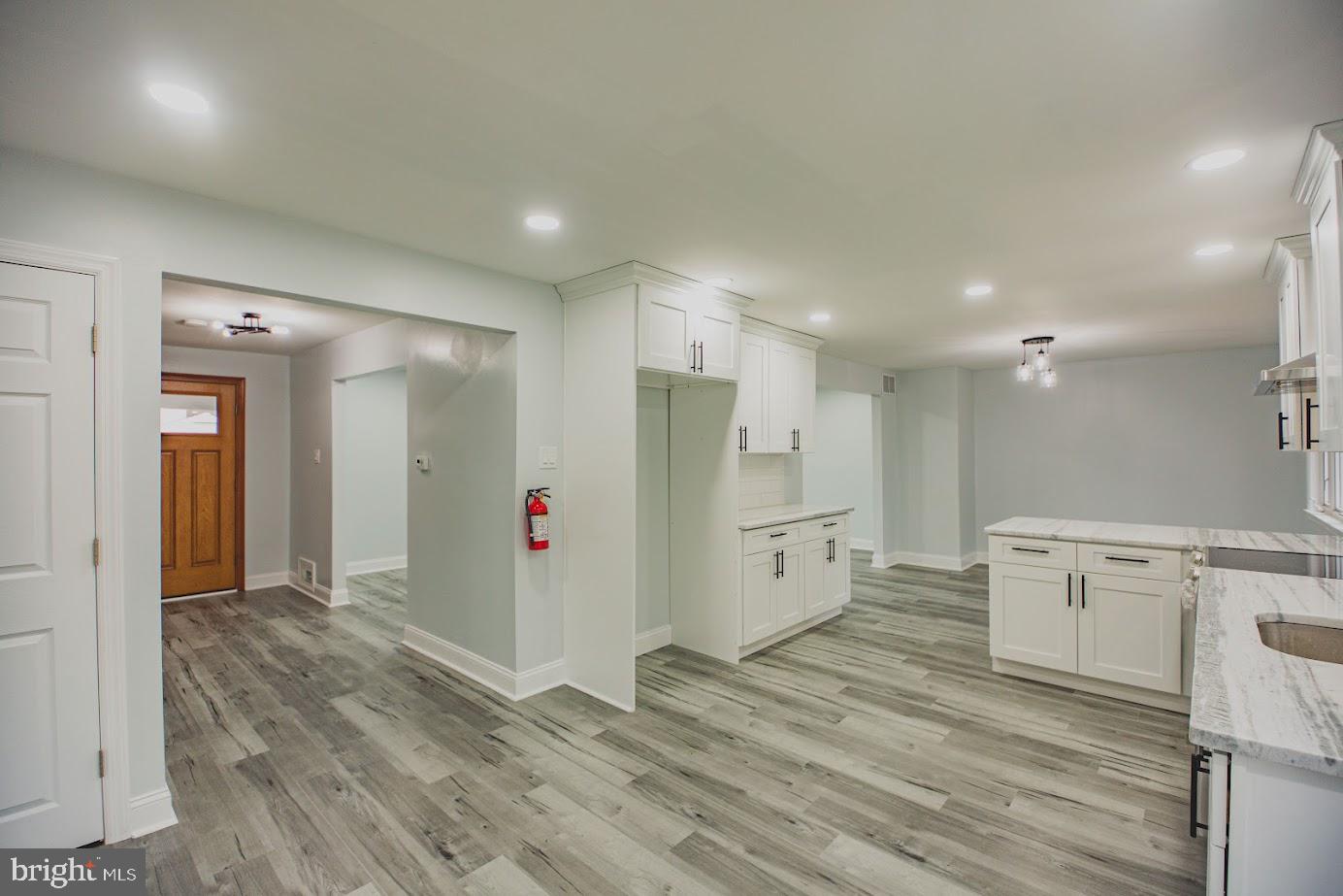326 ROYAL OAK AVENUE
