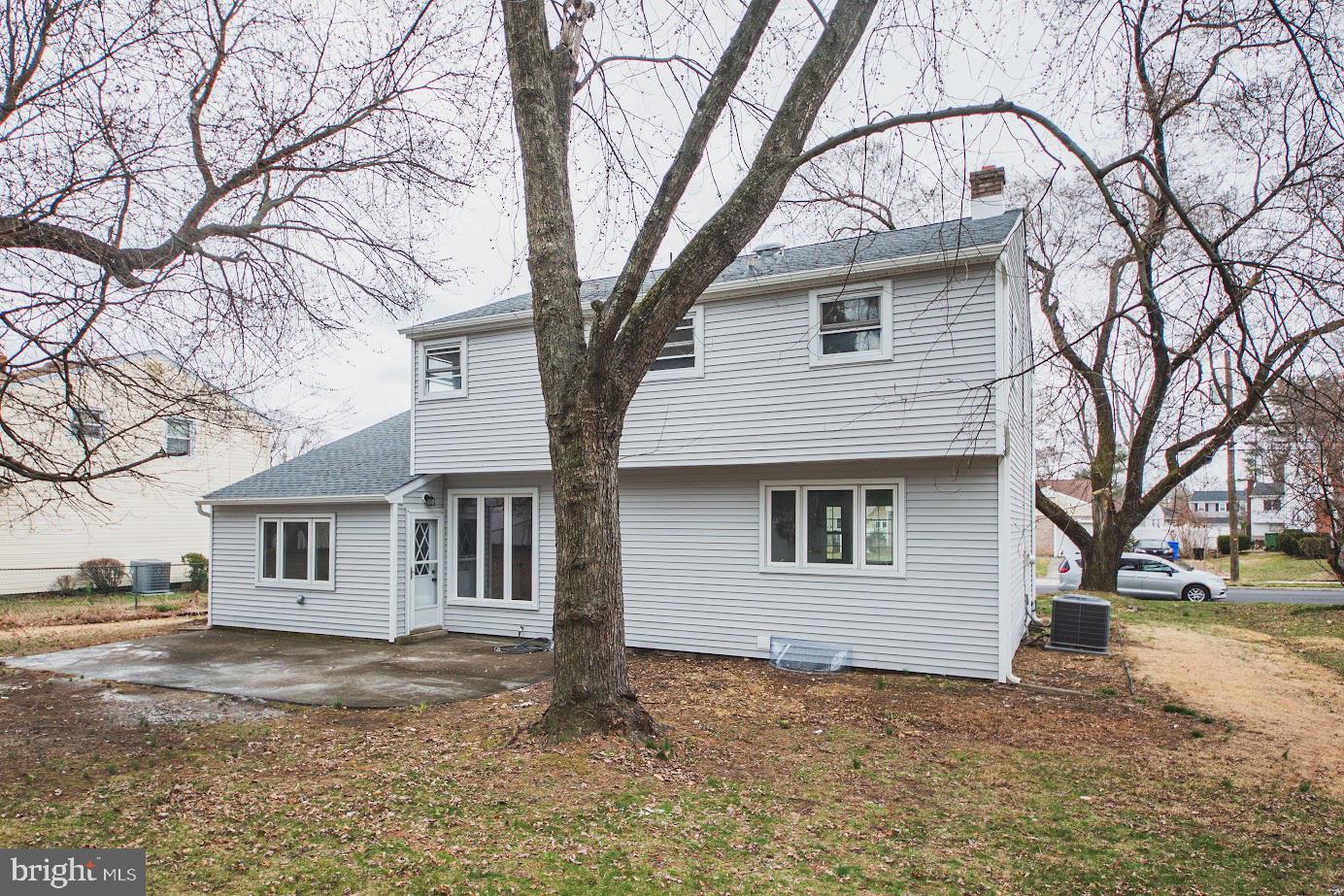 326 ROYAL OAK AVENUE