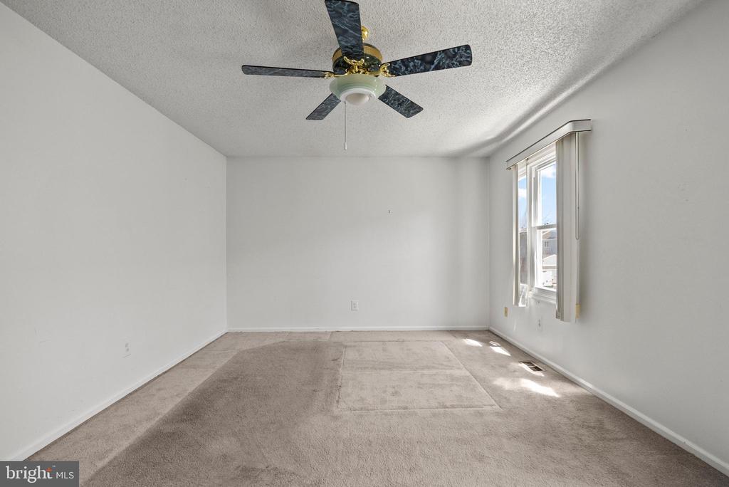 837 Society Hill Blvd