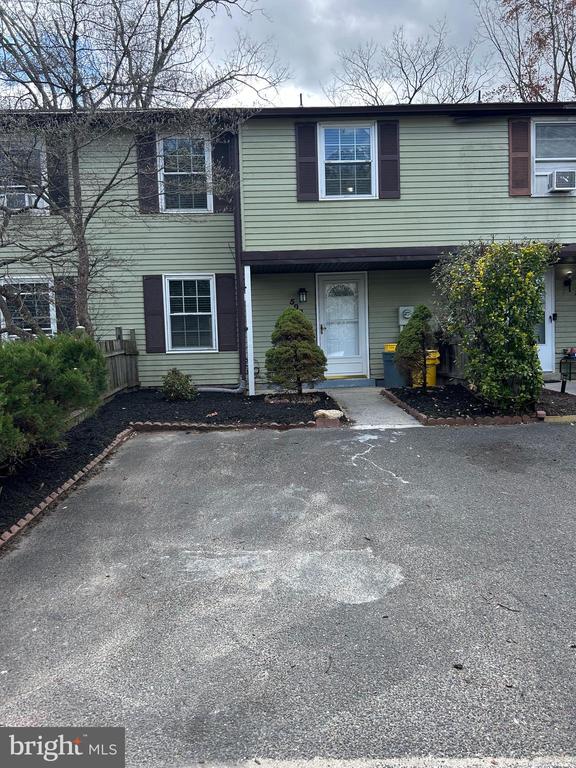 508 W LOCH LOMOND DR