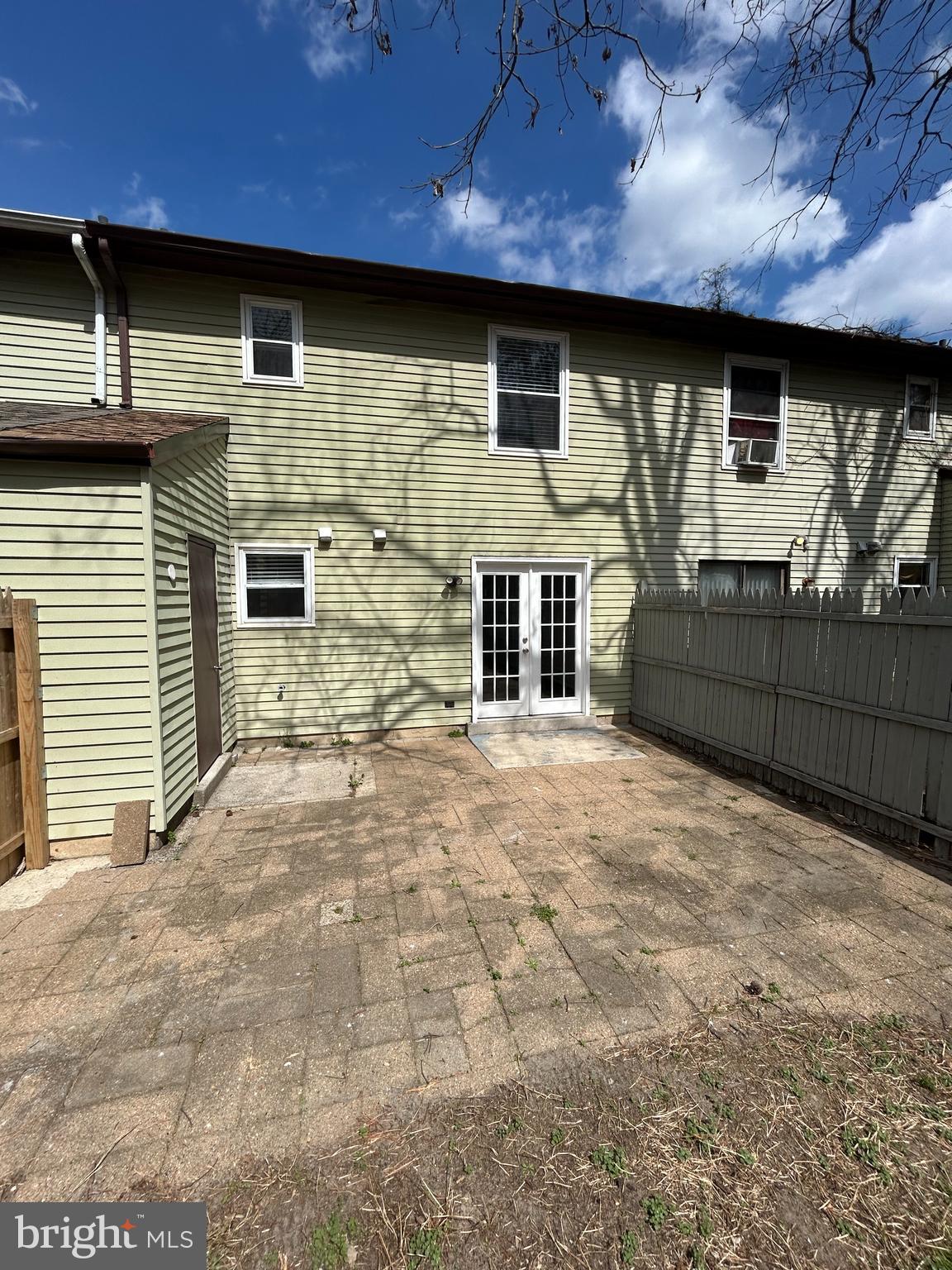 508 W LOCH LOMOND DR