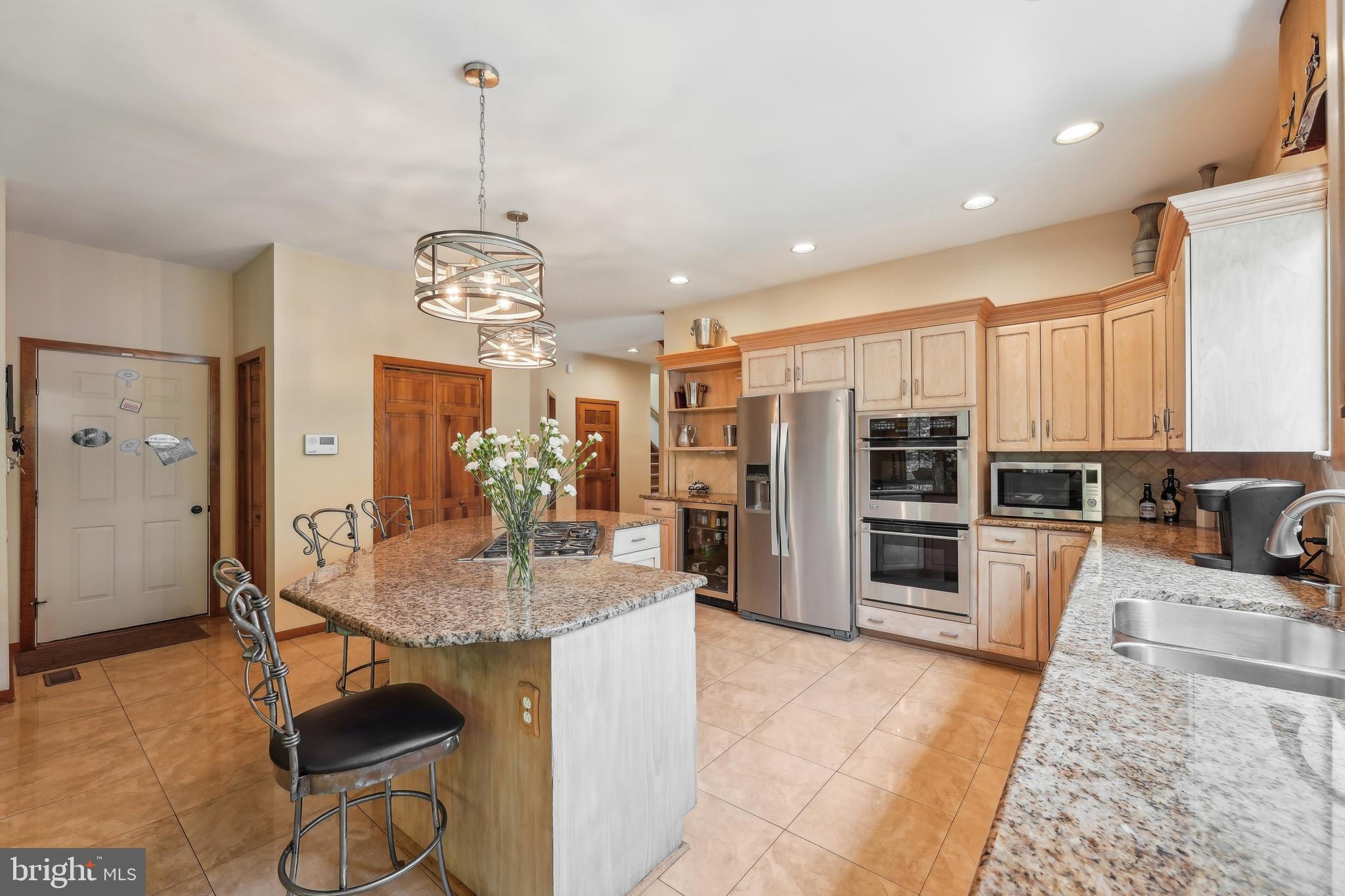 28 Hidden Acres Dr