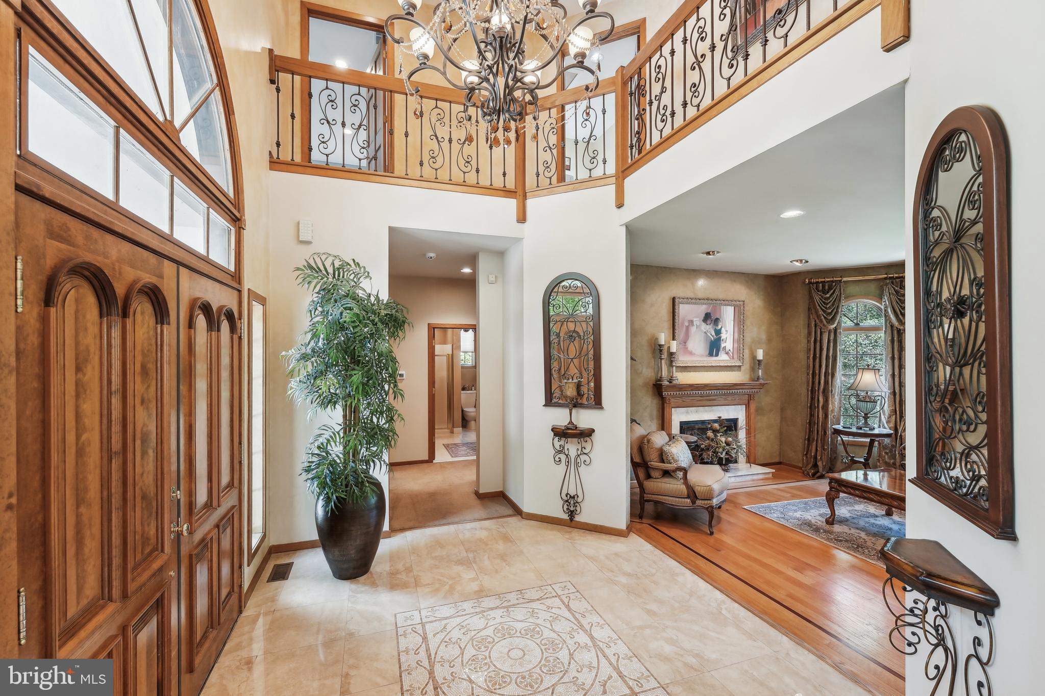 28 Hidden Acres Dr