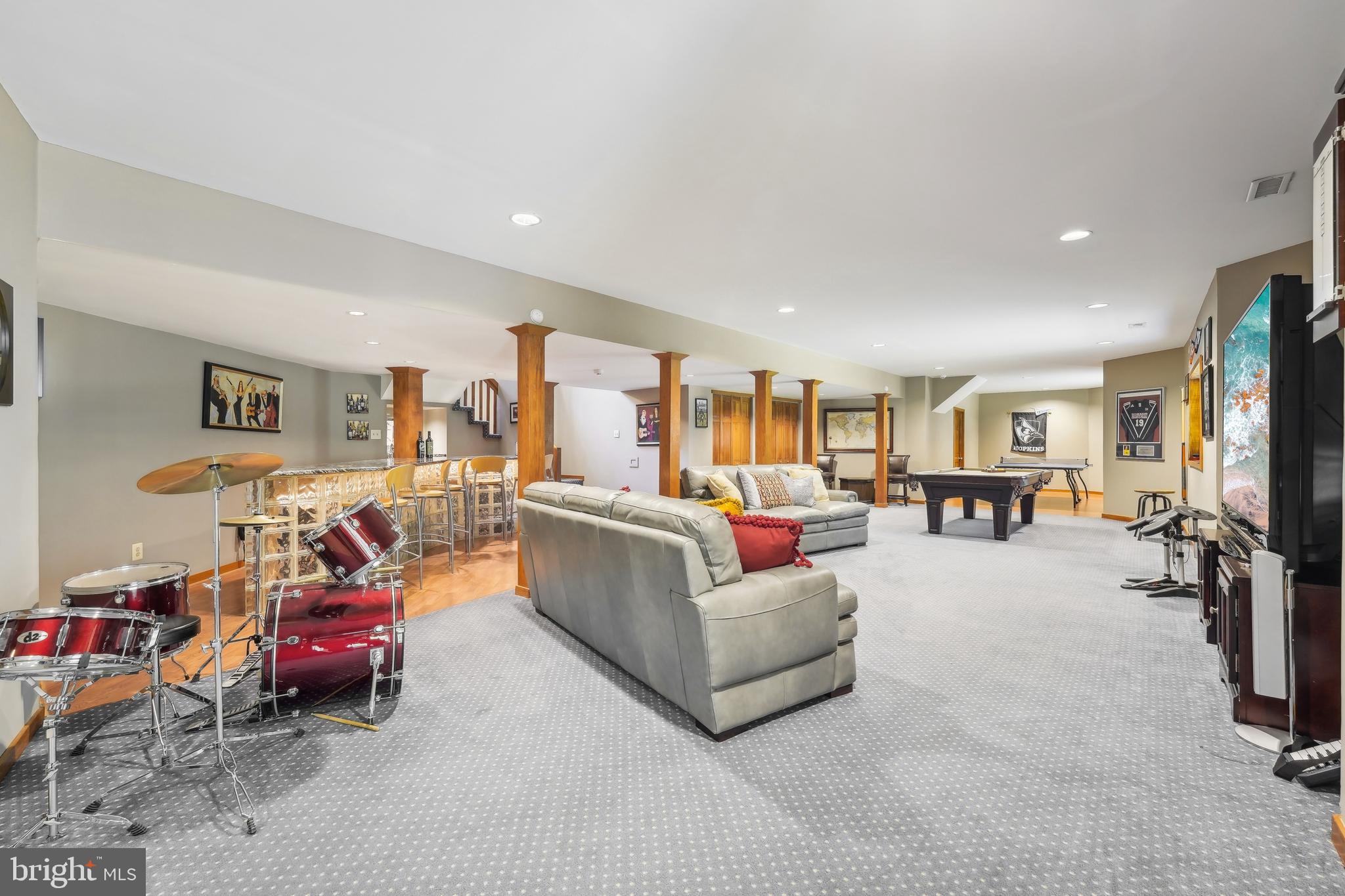 28 Hidden Acres Dr