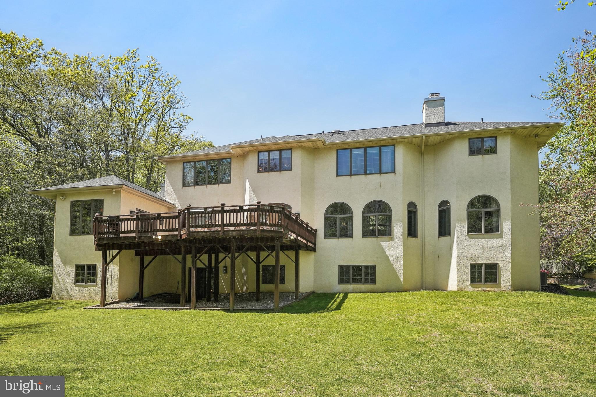 28 Hidden Acres Dr