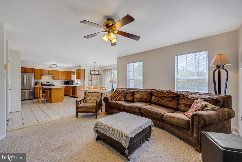 4 TEAKWOOD LANE