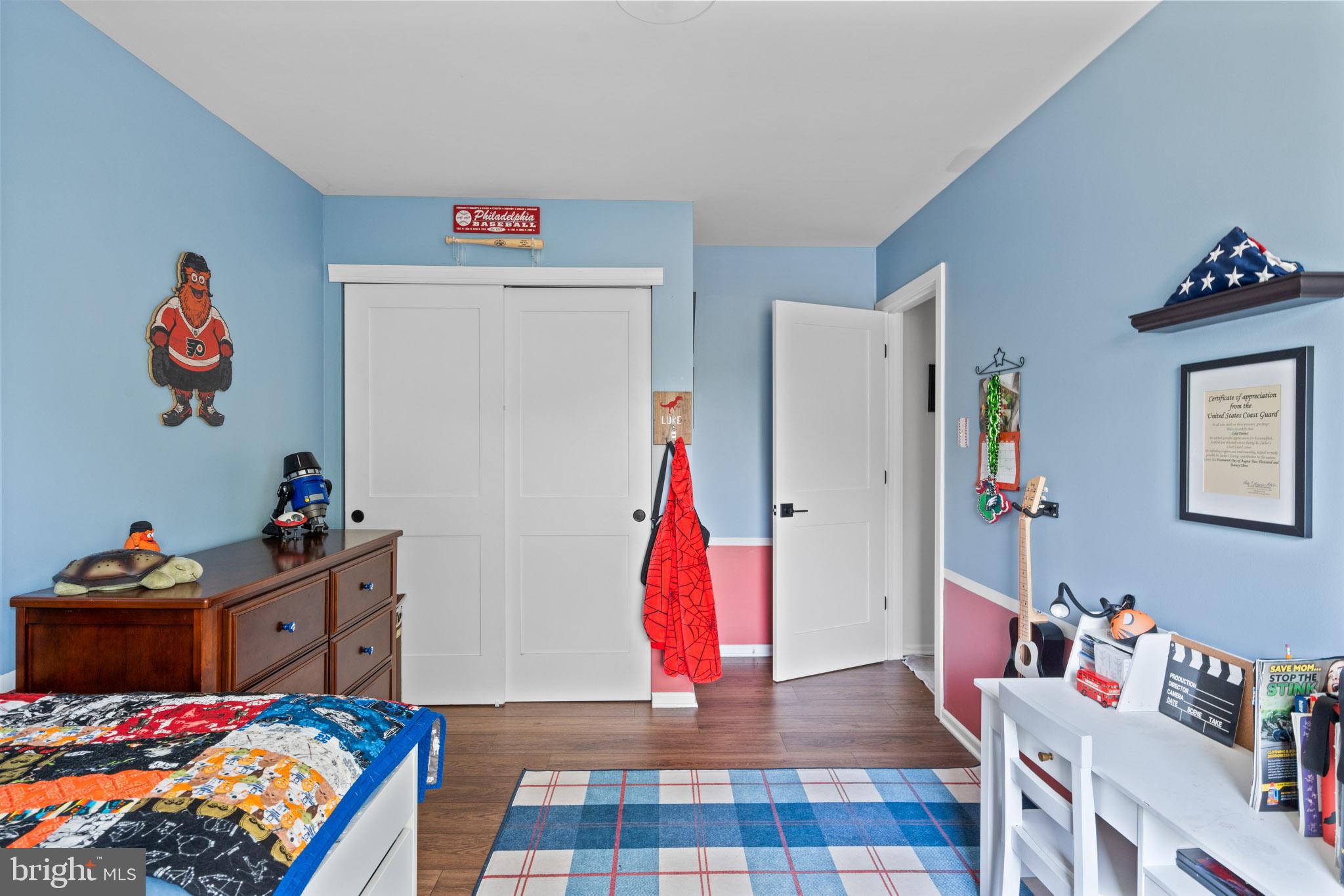 18 Elm Ave