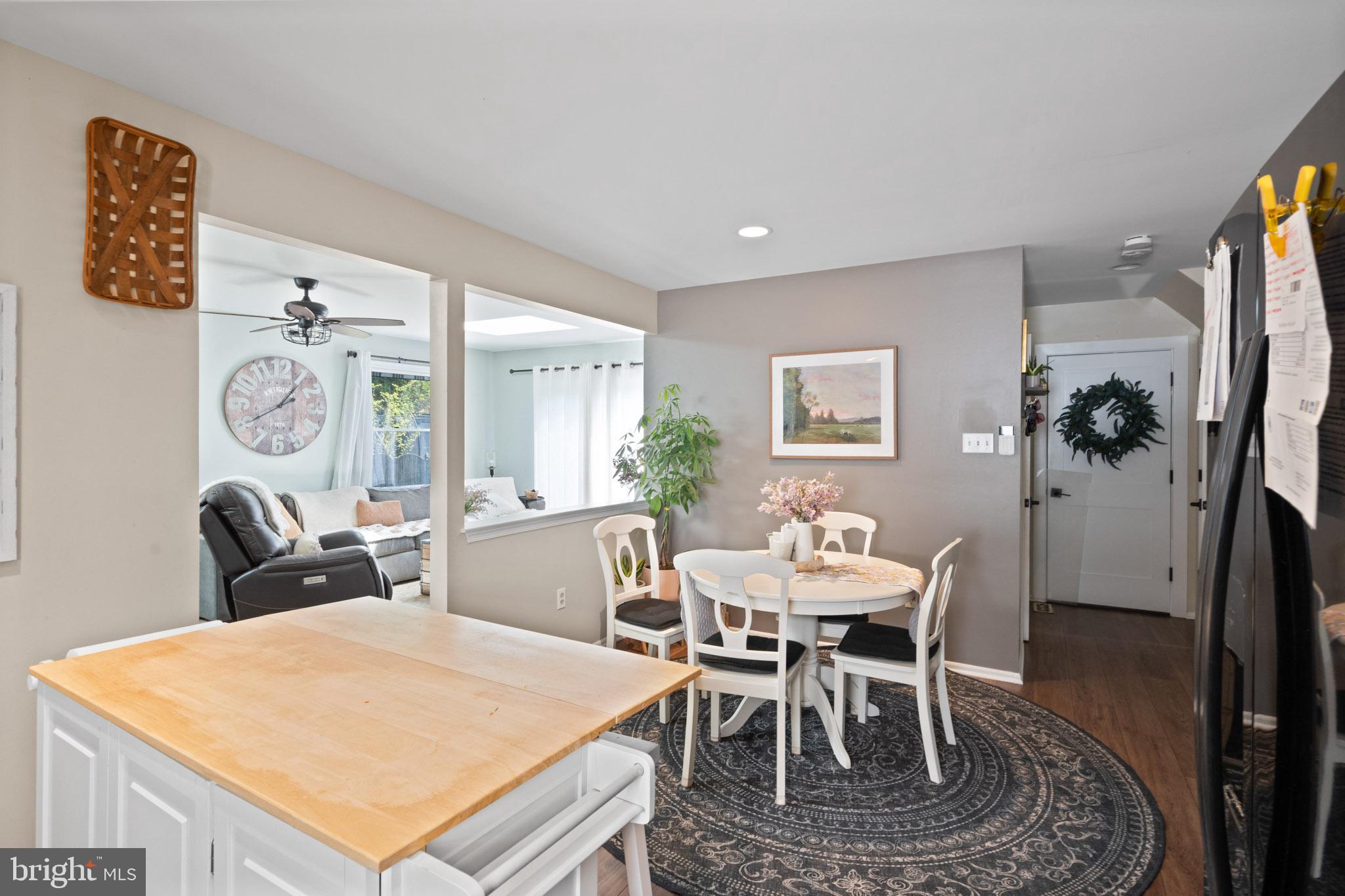 18 Elm Ave