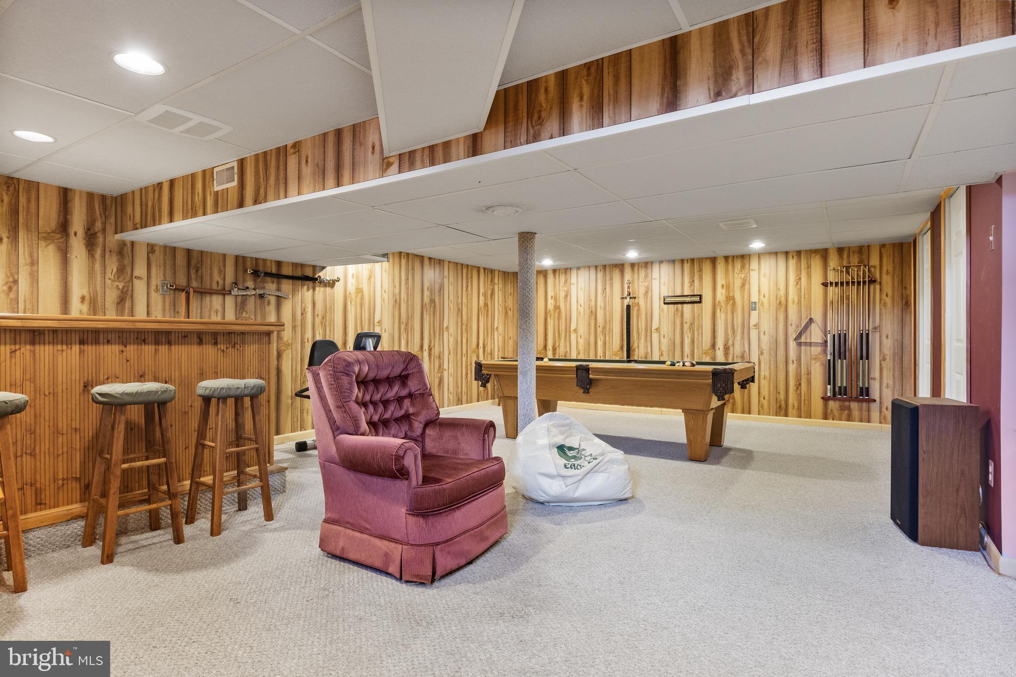 101 West Ct